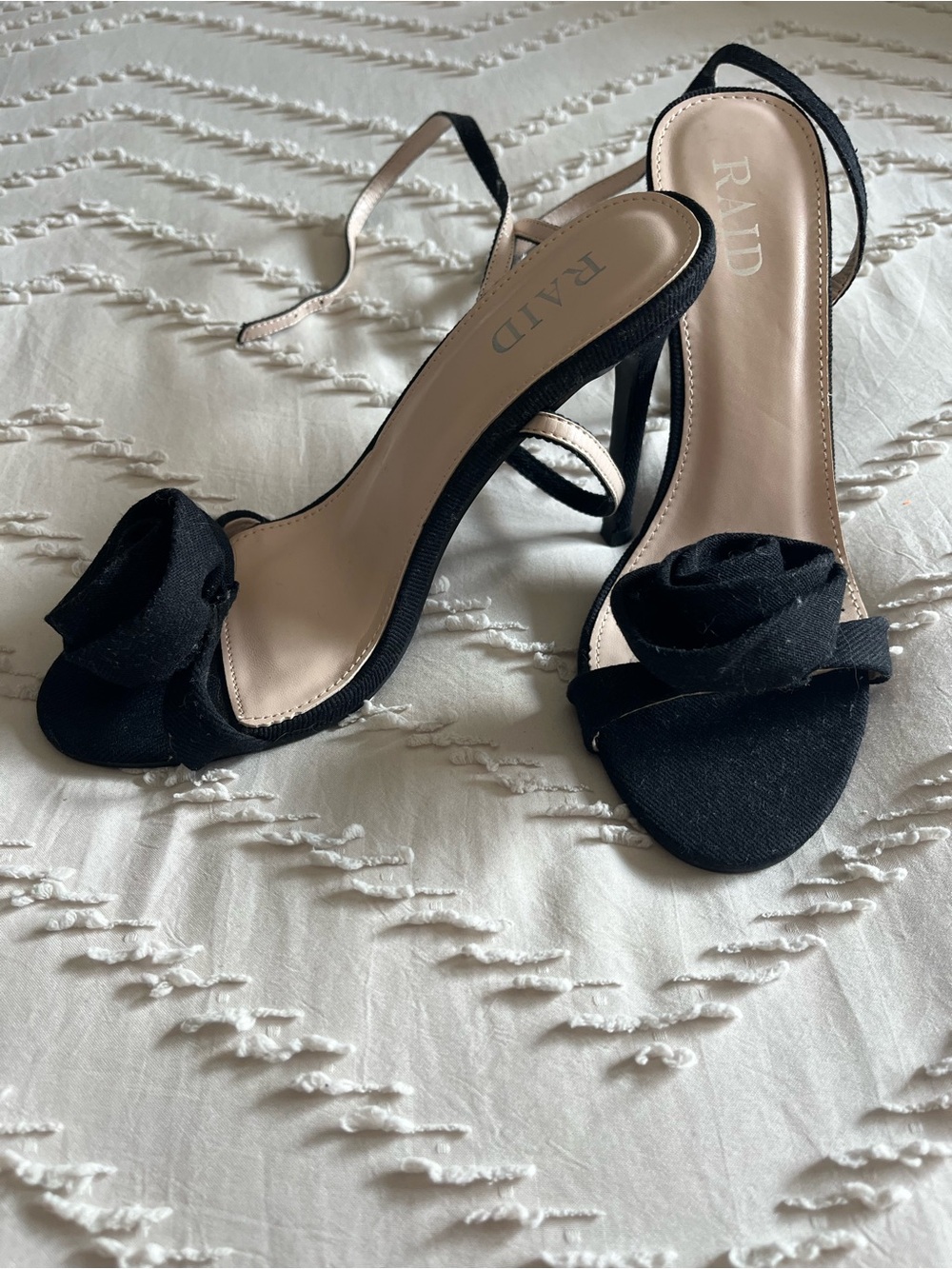 RAID Black Rosette Slingback Stiletto Heels – Size 7.5 (EU 38)